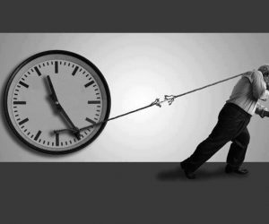 Saša Petar:Mitologija grabežljivca i siva masa