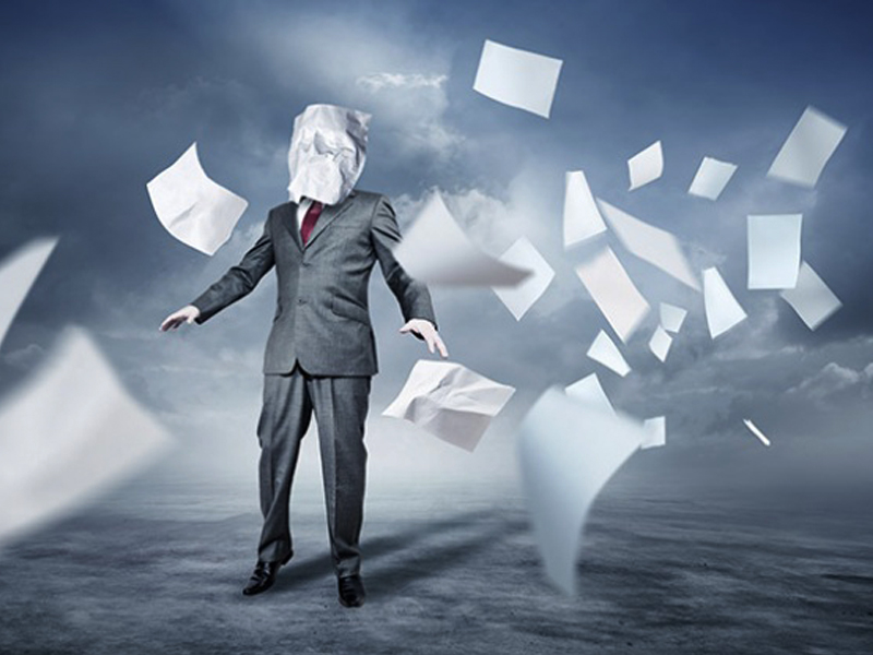 Kolona bira slijepca da je vodi