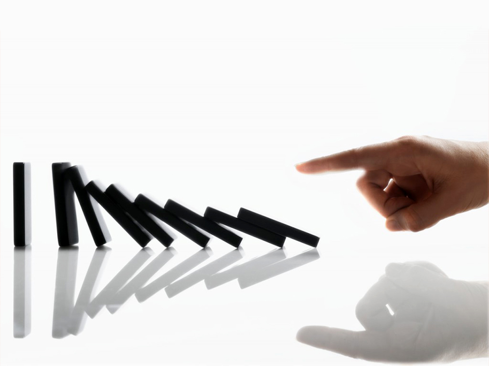 Stupovi koji se ruše